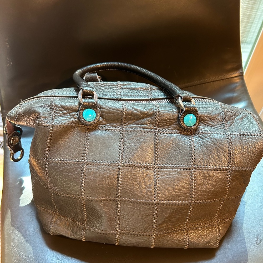 Elegant Gray Italian leather Handbag